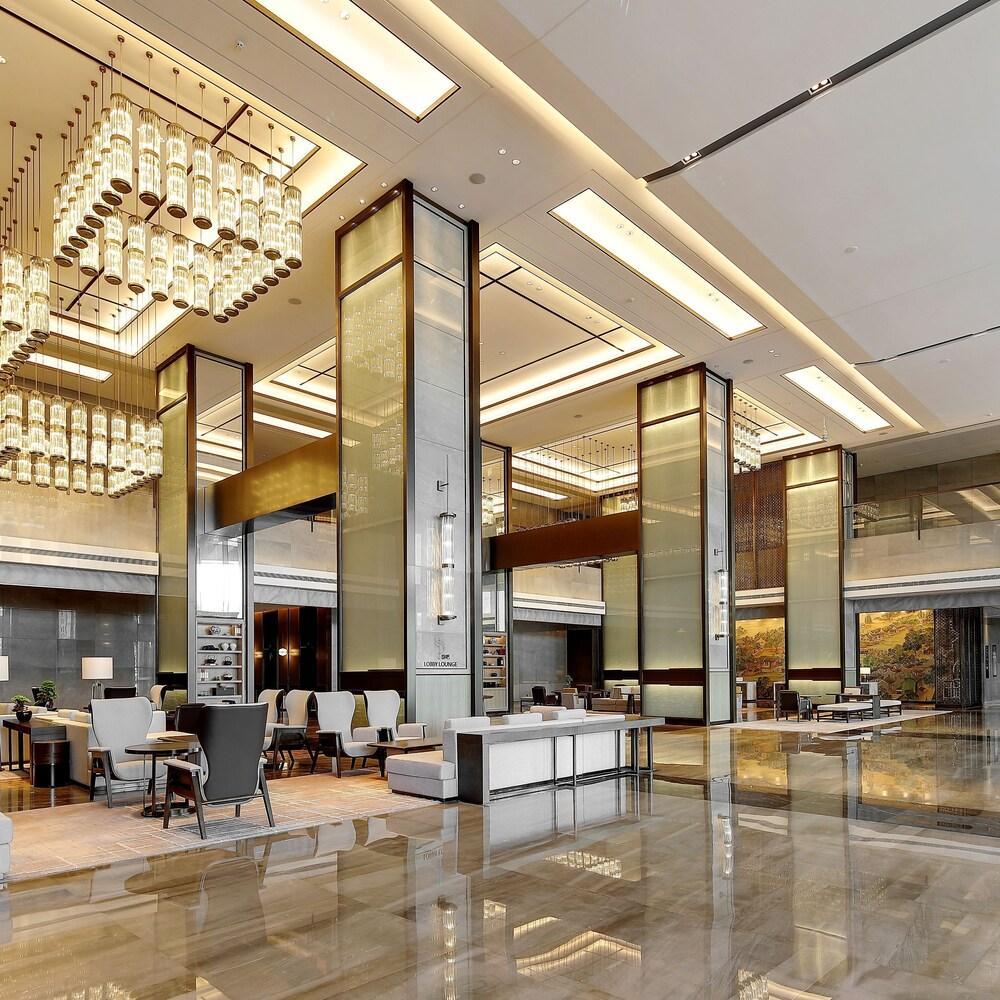 Dongguan Dongcheng International Hotel - Free Shuttle Buses For Executive Room Guests During Canton Fair Экстерьер фото