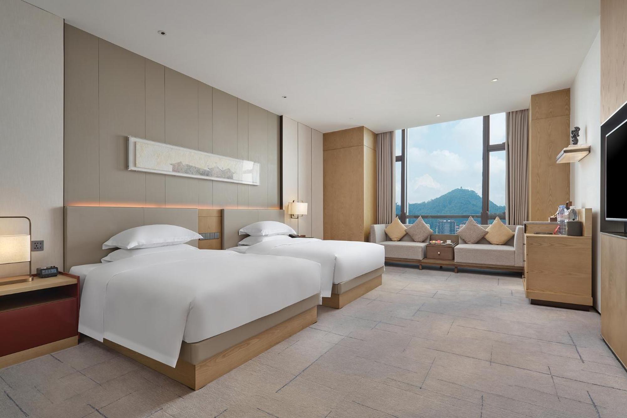 Dongguan Dongcheng International Hotel - Free Shuttle Buses For Executive Room Guests During Canton Fair Экстерьер фото