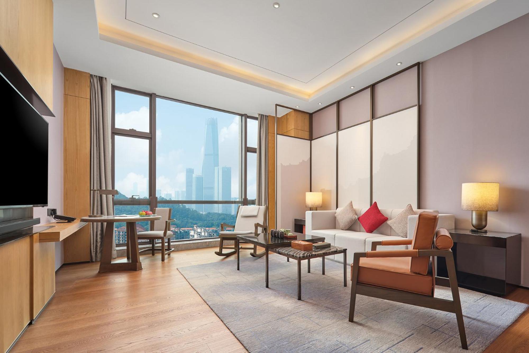 Dongguan Dongcheng International Hotel - Free Shuttle Buses For Executive Room Guests During Canton Fair Экстерьер фото