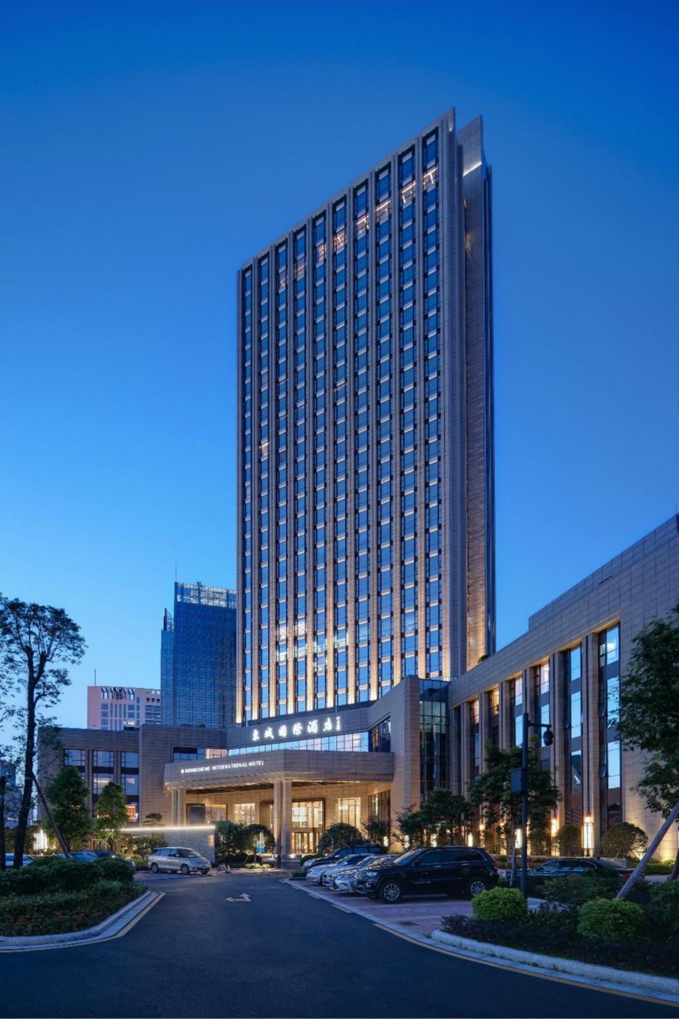 Dongguan Dongcheng International Hotel - Free Shuttle Buses For Executive Room Guests During Canton Fair Экстерьер фото