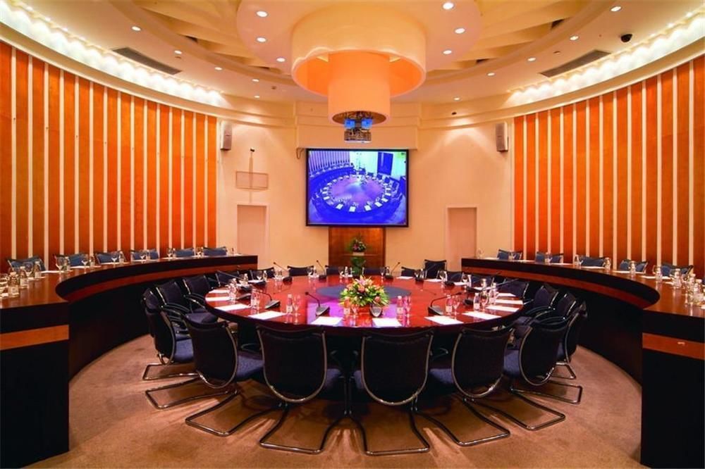 Dongguan Dongcheng International Hotel - Free Shuttle Buses For Executive Room Guests During Canton Fair Экстерьер фото